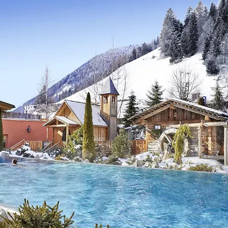 Hotel Quelle Nature Spa Resort-3